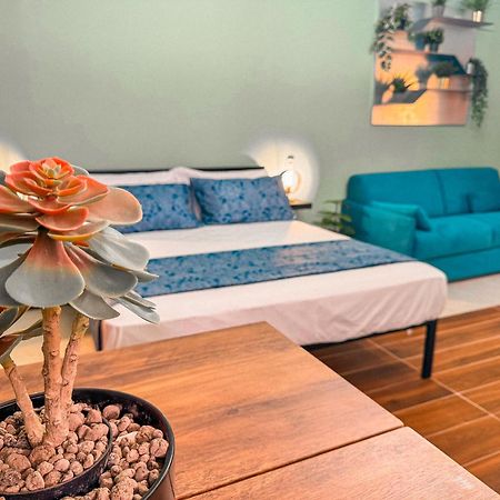 The Quarters Naples Apartments Екстер'єр фото