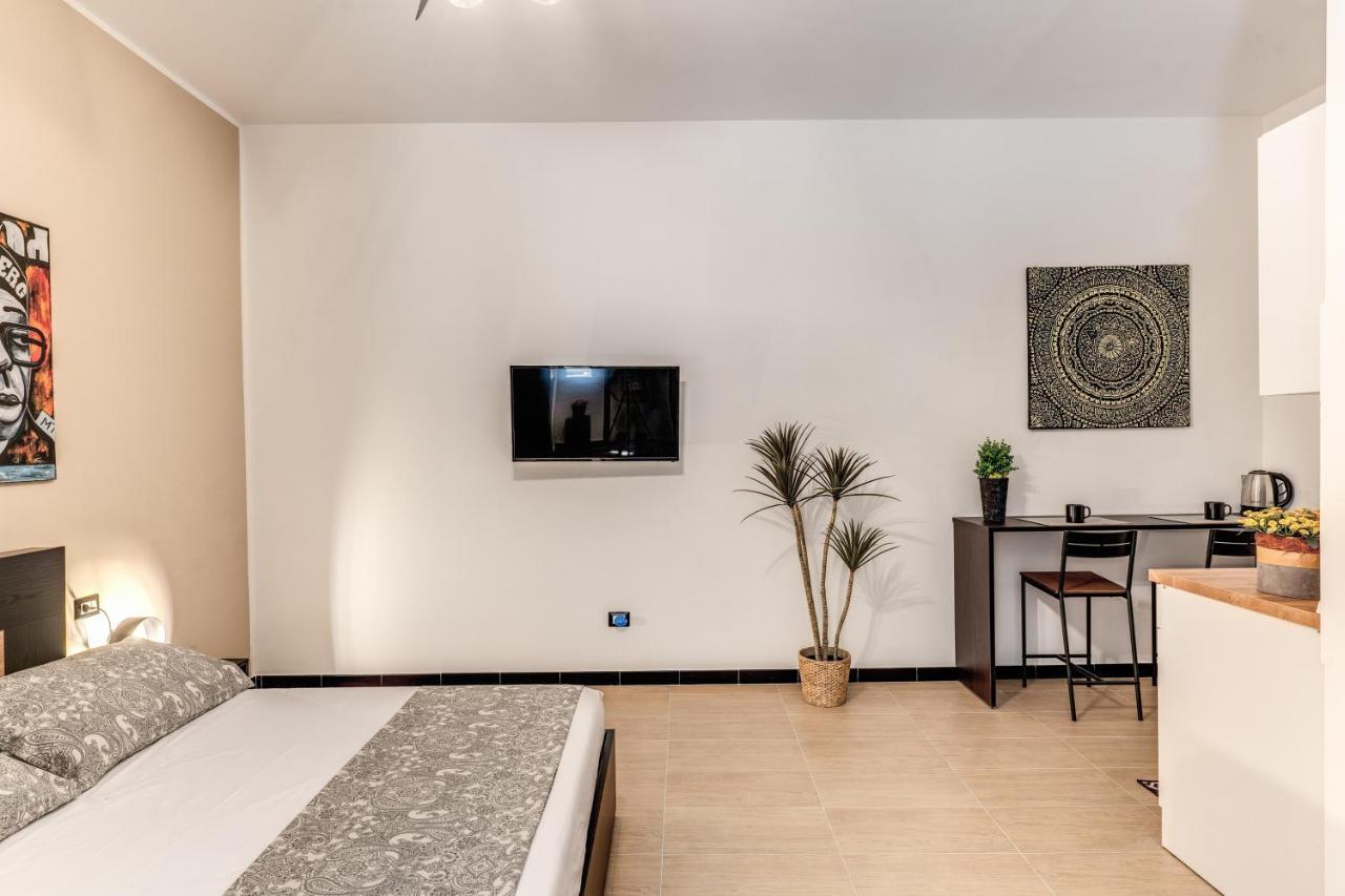 The Quarters Naples Apartments Екстер'єр фото