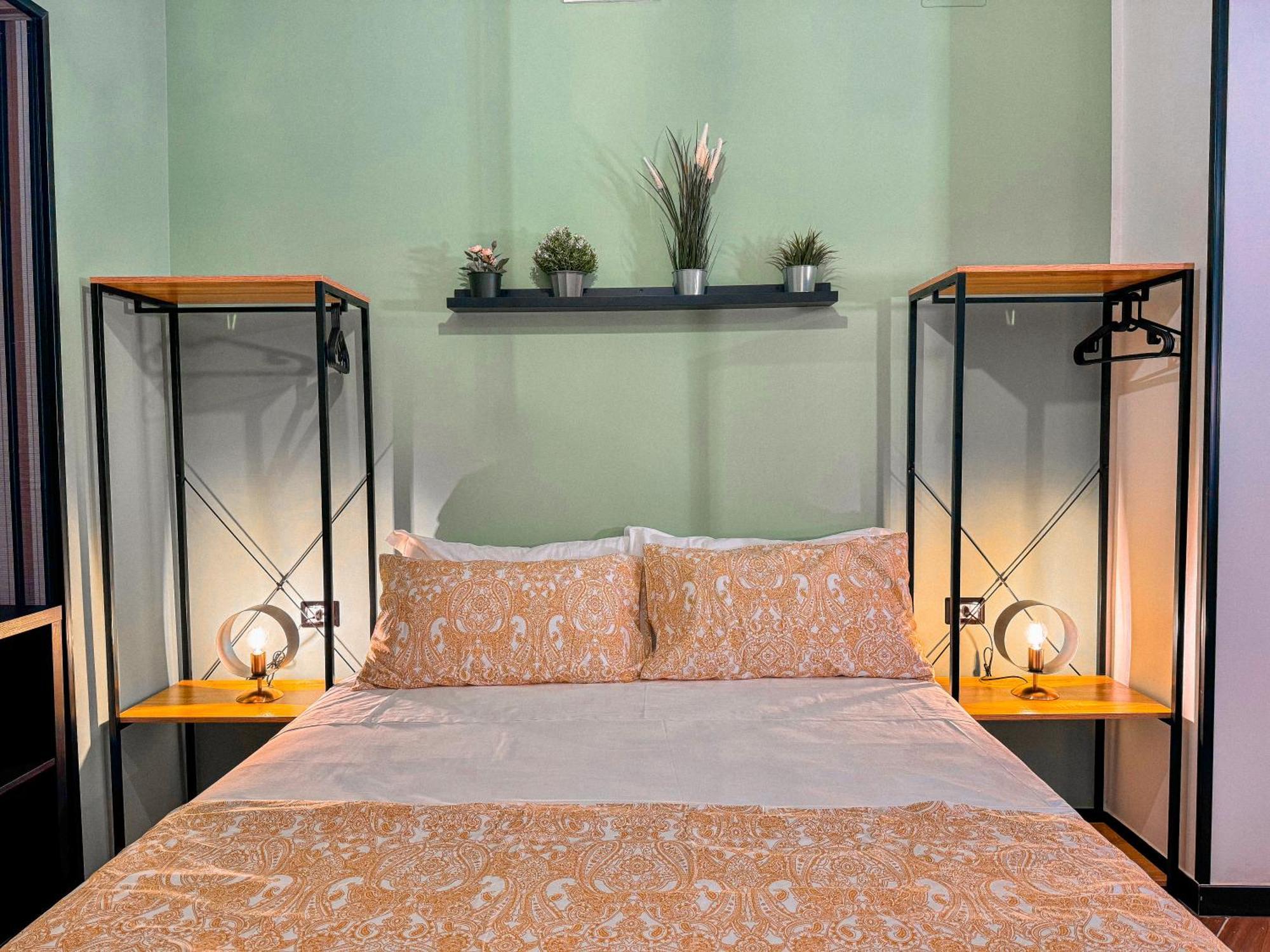 The Quarters Naples Apartments Екстер'єр фото