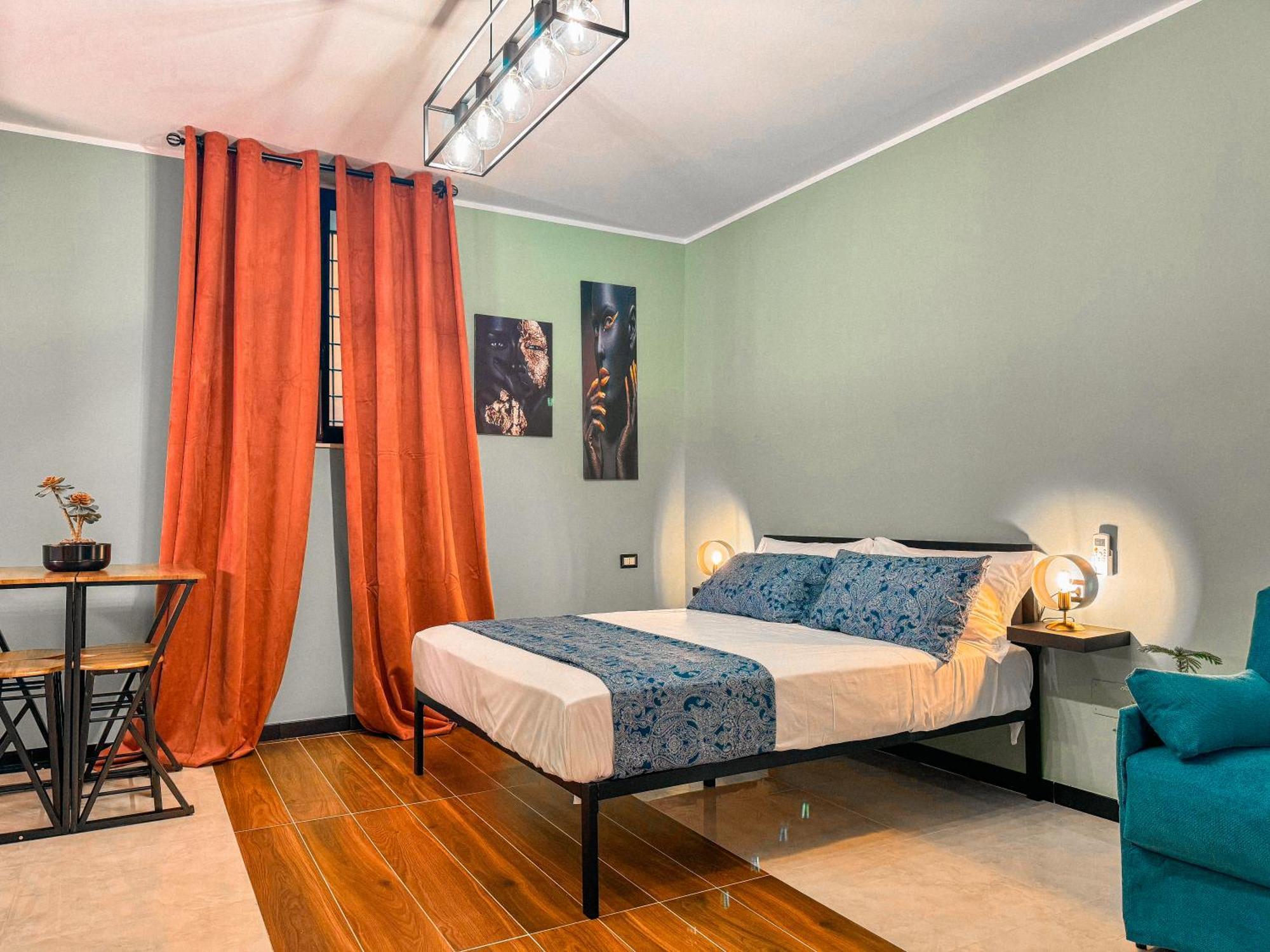 The Quarters Naples Apartments Екстер'єр фото
